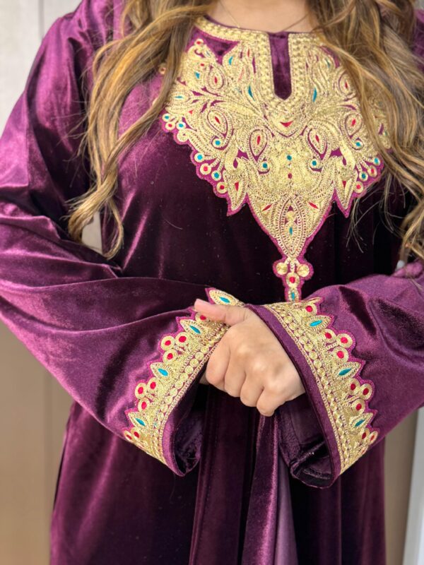Royal Velvet Pheran Set - Image 3